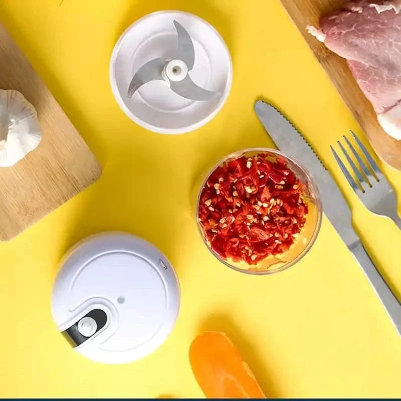 Mini Processador e Triturador Elétrico de Alimentos USB – Praticidade sem Fios